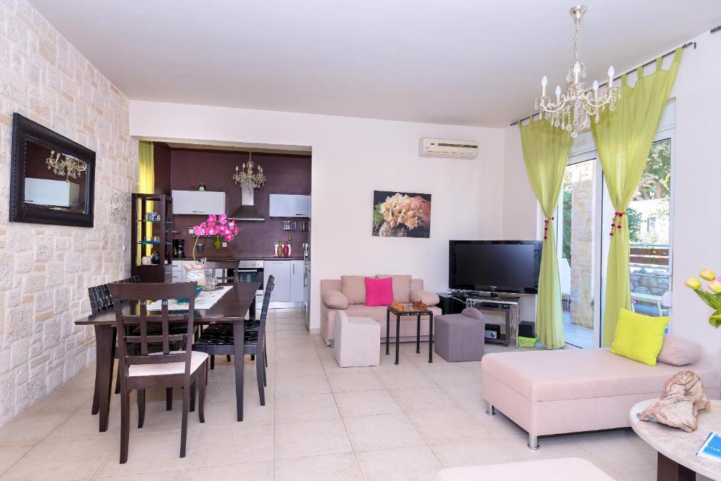 Azure Beach Kíssamos Екстериор снимка