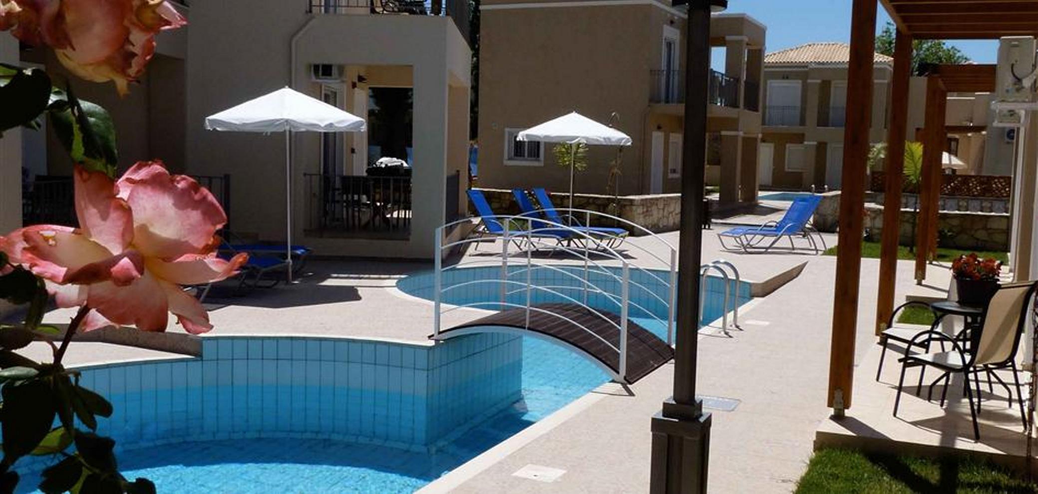 Azure Beach Kíssamos Екстериор снимка