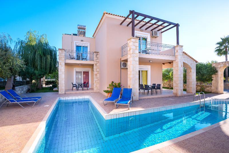 Azure Beach Kíssamos Екстериор снимка